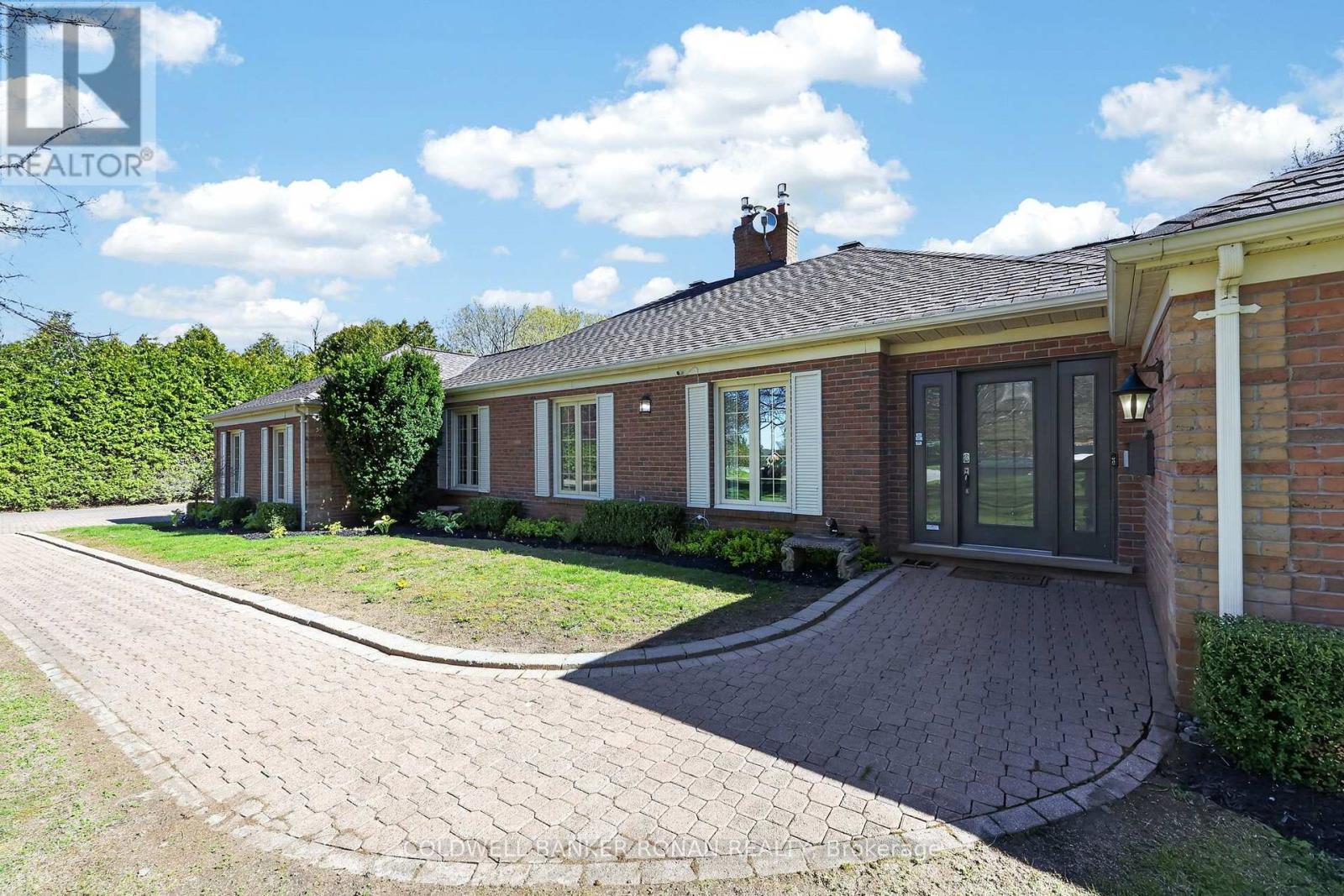 12 Themer Court, New Tecumseth, Ontario  L0G 1W0 - Photo 5 - N13556796
