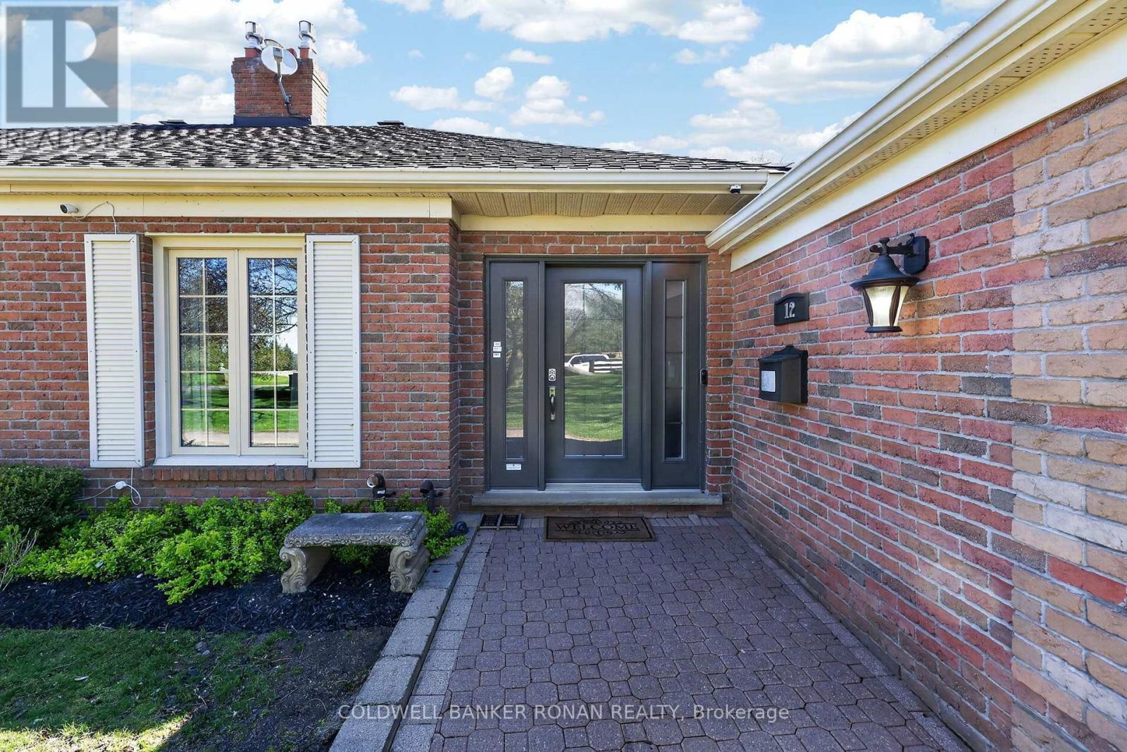 12 Themer Court, New Tecumseth, Ontario  L0G 1W0 - Photo 6 - N13556796