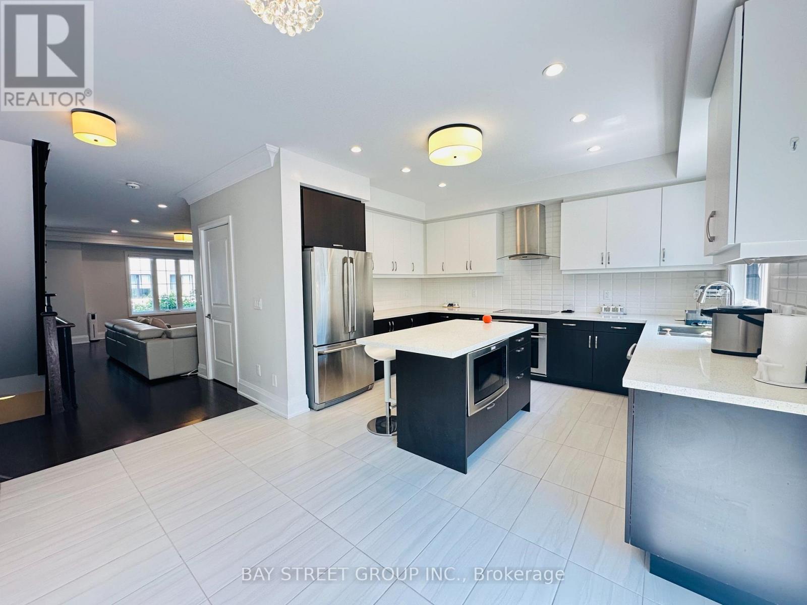 Th02 - 388 Highway 7 Avenue E, Richmond Hill, Ontario  L4B 0G5 - Photo 13 - N13556852