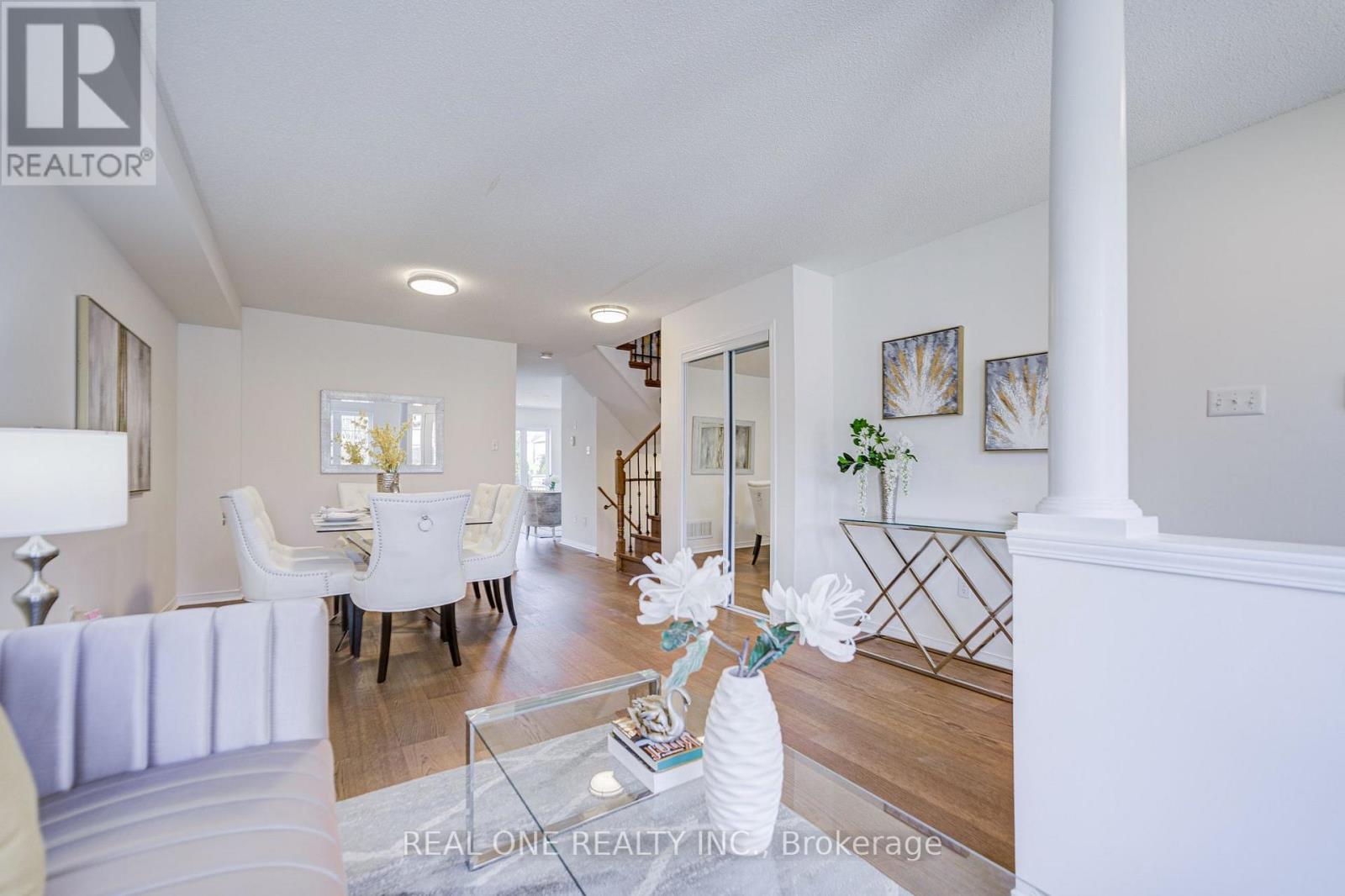 65 Westcliffe Crescent, Richmond Hill, Ontario  L4E 0S5 - Photo 7 - N13556868