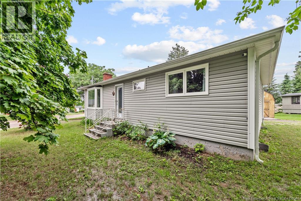 3 Downsview Avenue, Moncton