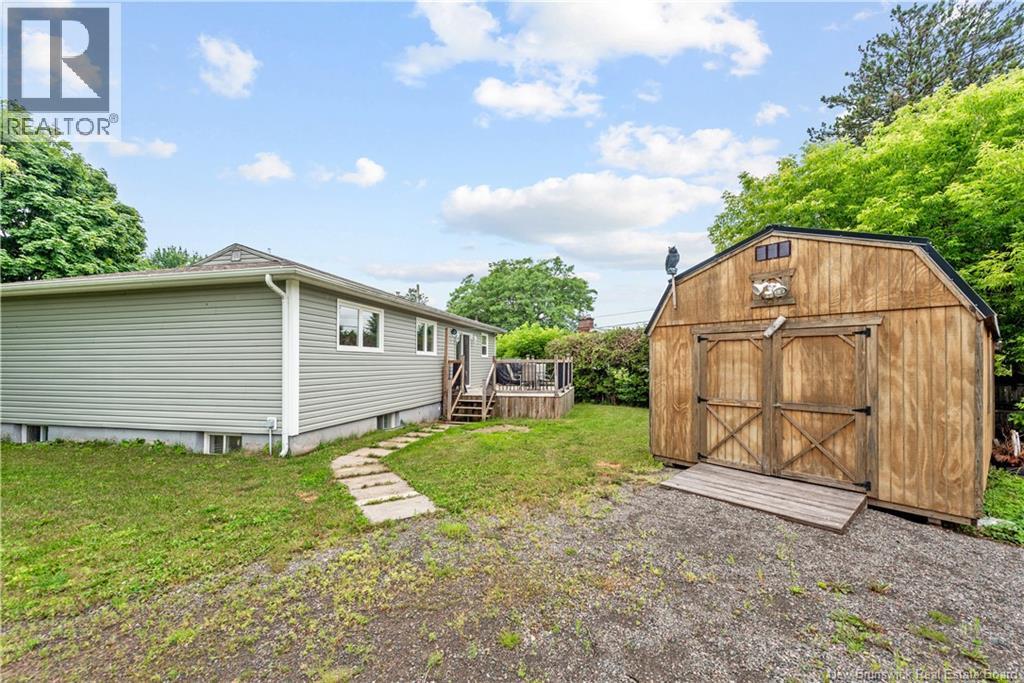 3 Downsview Avenue, Moncton, New Brunswick  E1A 4C4 - Photo 24 - NB143923