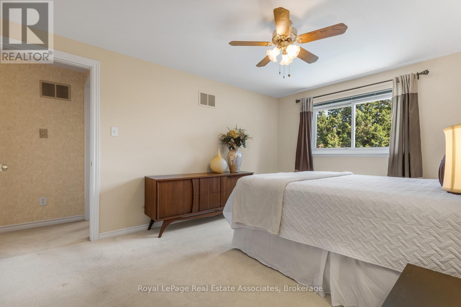 572 Tedwyn Drive, Mississauga, Ontario  L5A 1J9 - Photo 25 - W13556554