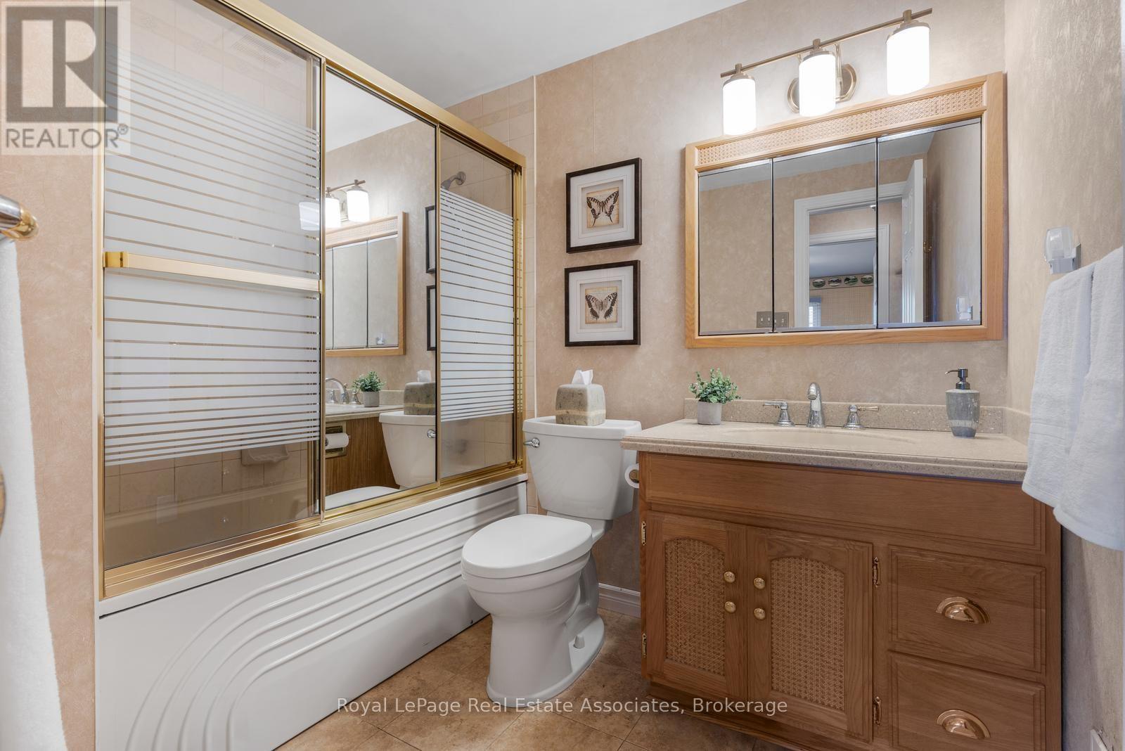 572 Tedwyn Drive, Mississauga, Ontario  L5A 1J9 - Photo 26 - W13556554
