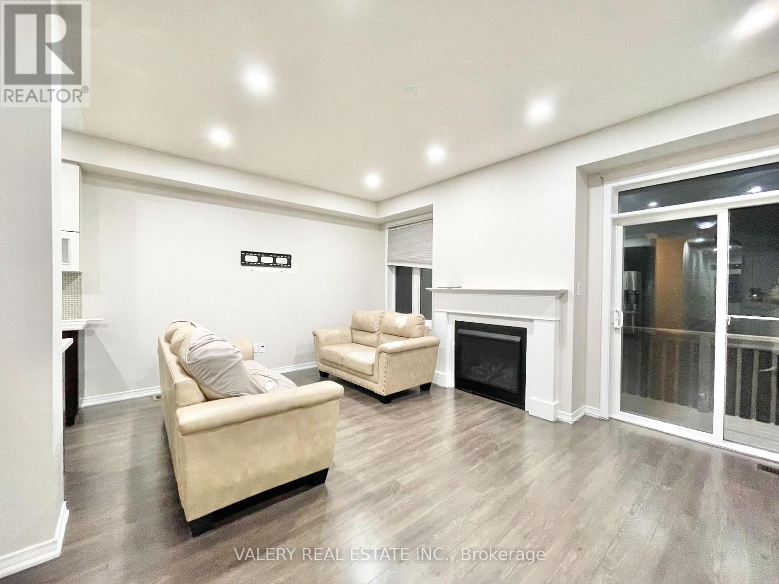 1 - 147 Baffin Crescent, Brampton, Ontario  L7A 4K7 - Photo 15 - W13556582