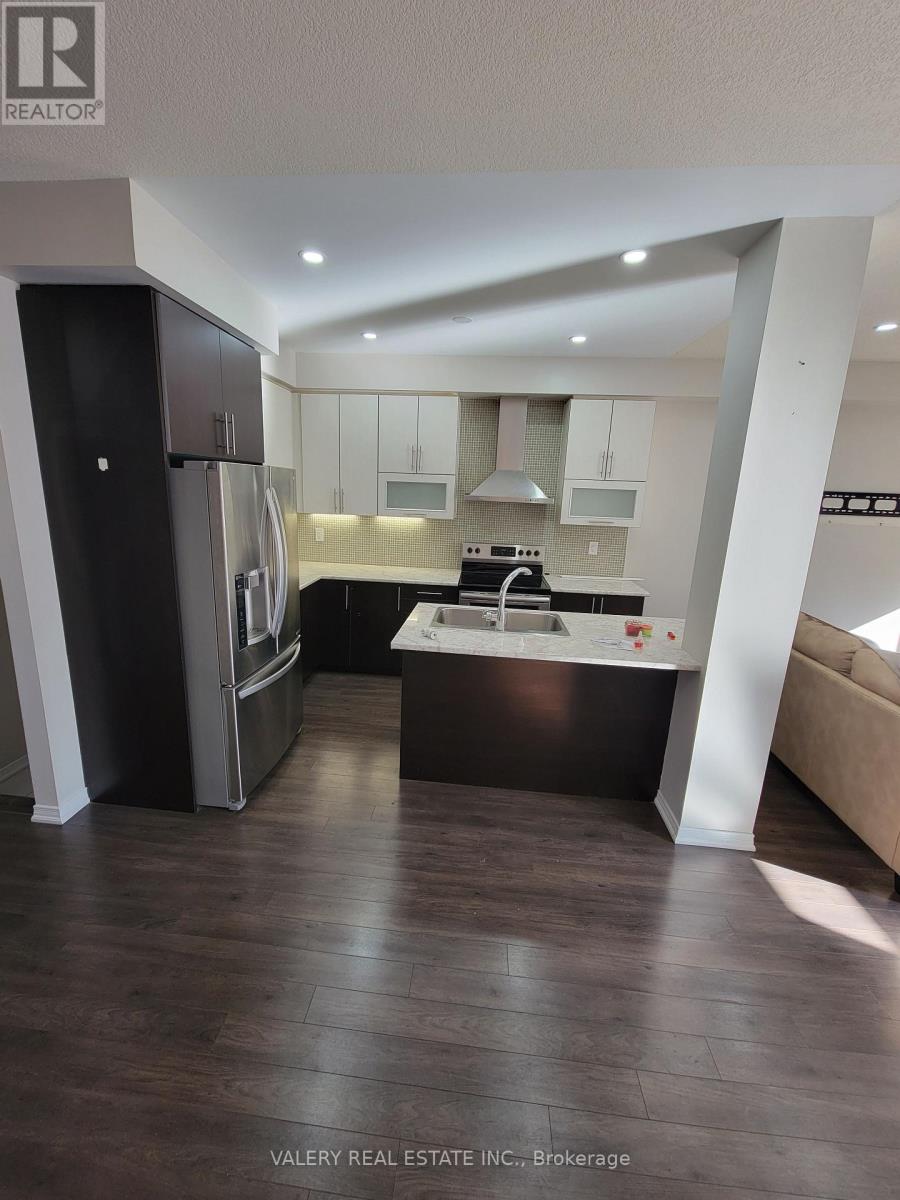 1 - 147 Baffin Crescent, Brampton, Ontario  L7A 4K7 - Photo 5 - W13556582