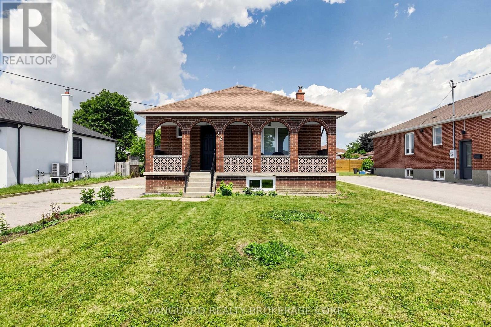 22 Nash Drive, Toronto, Ontario  M3M 2L3 - Photo 1 - W13556640