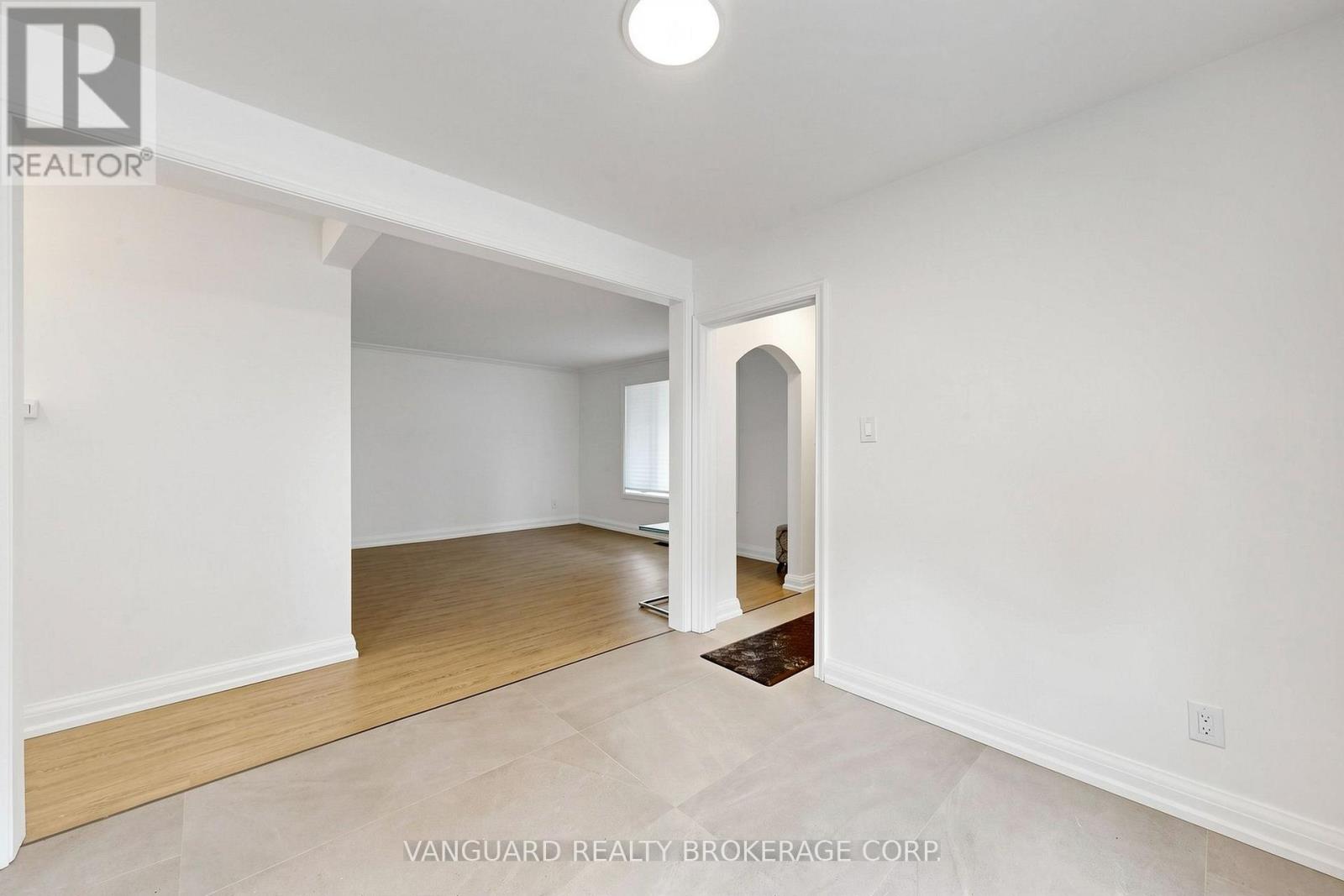 22 Nash Drive, Toronto, Ontario  M3M 2L3 - Photo 12 - W13556640