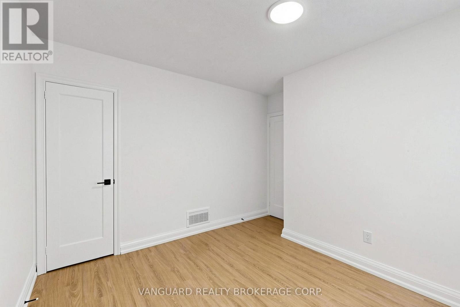 22 Nash Drive, Toronto, Ontario  M3M 2L3 - Photo 24 - W13556640