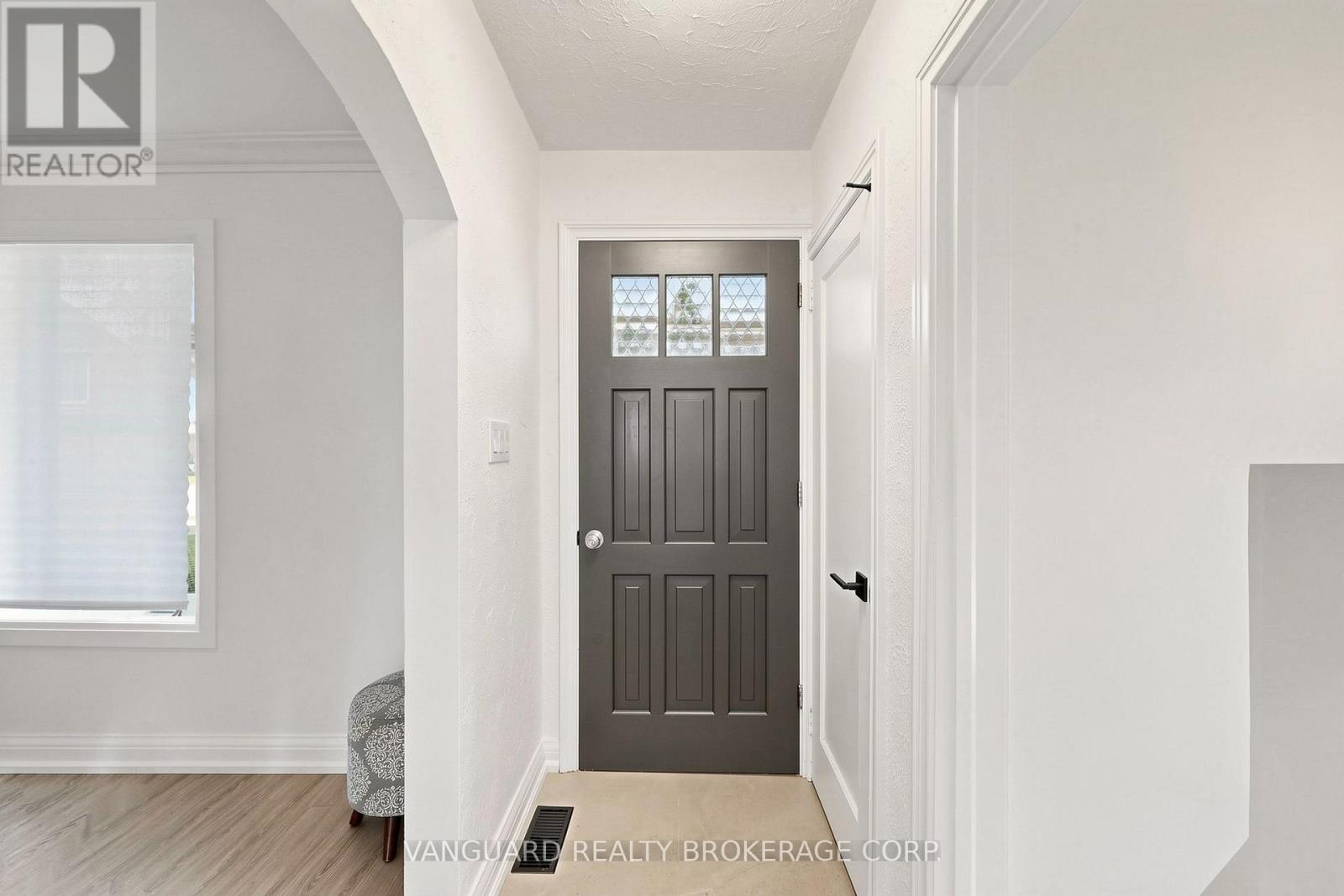 22 Nash Drive, Toronto, Ontario  M3M 2L3 - Photo 26 - W13556640