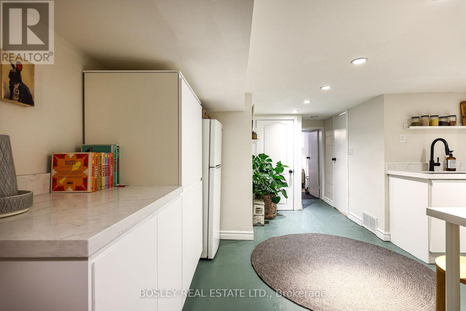 Bsmt - 16 Hallam Street, Toronto, Ontario  M6G 1W2 - Photo 20 - W13556716