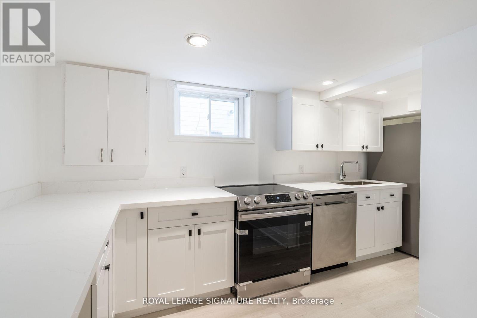 437 Watson Avenue, Oakville, Ontario  L6J 3W1 - Photo 38 - W13556740