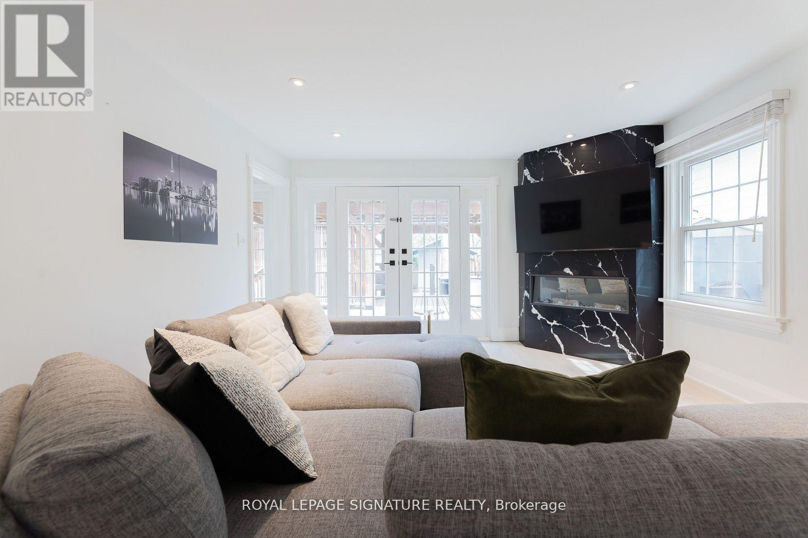 437 Watson Avenue, Oakville, Ontario  L6J 3W1 - Photo 9 - W13556740
