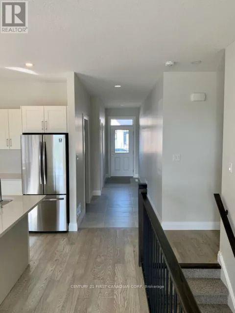 38 Compass Trail, Central Elgin, Ontario  N5L 1J8 - Photo 6 - X13555506