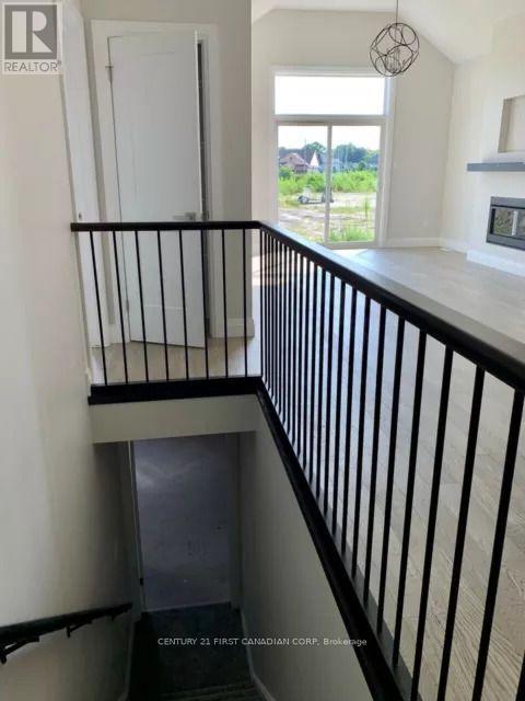 38 Compass Trail, Central Elgin, Ontario  N5L 1J8 - Photo 12 - X13555506