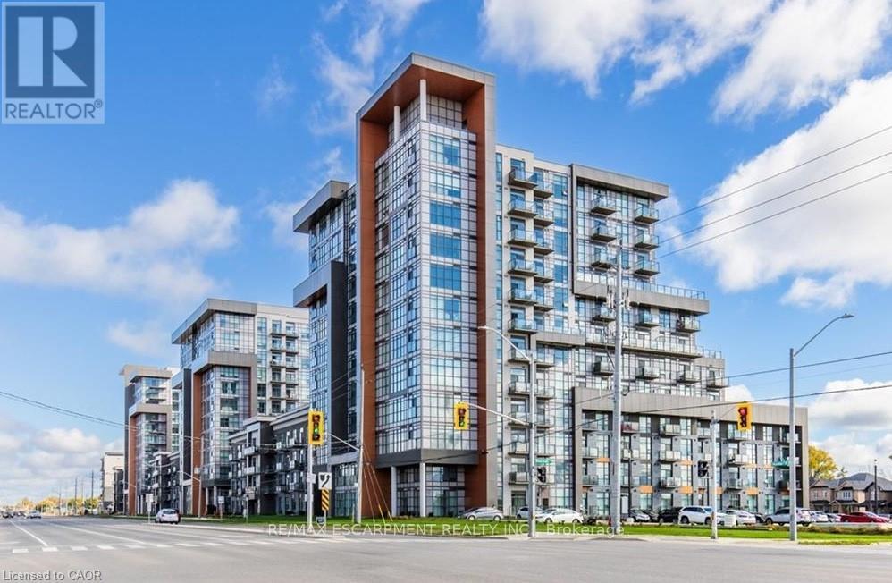 409 - 450 DUNDAS STREET E, Hamilton (Waterdown)