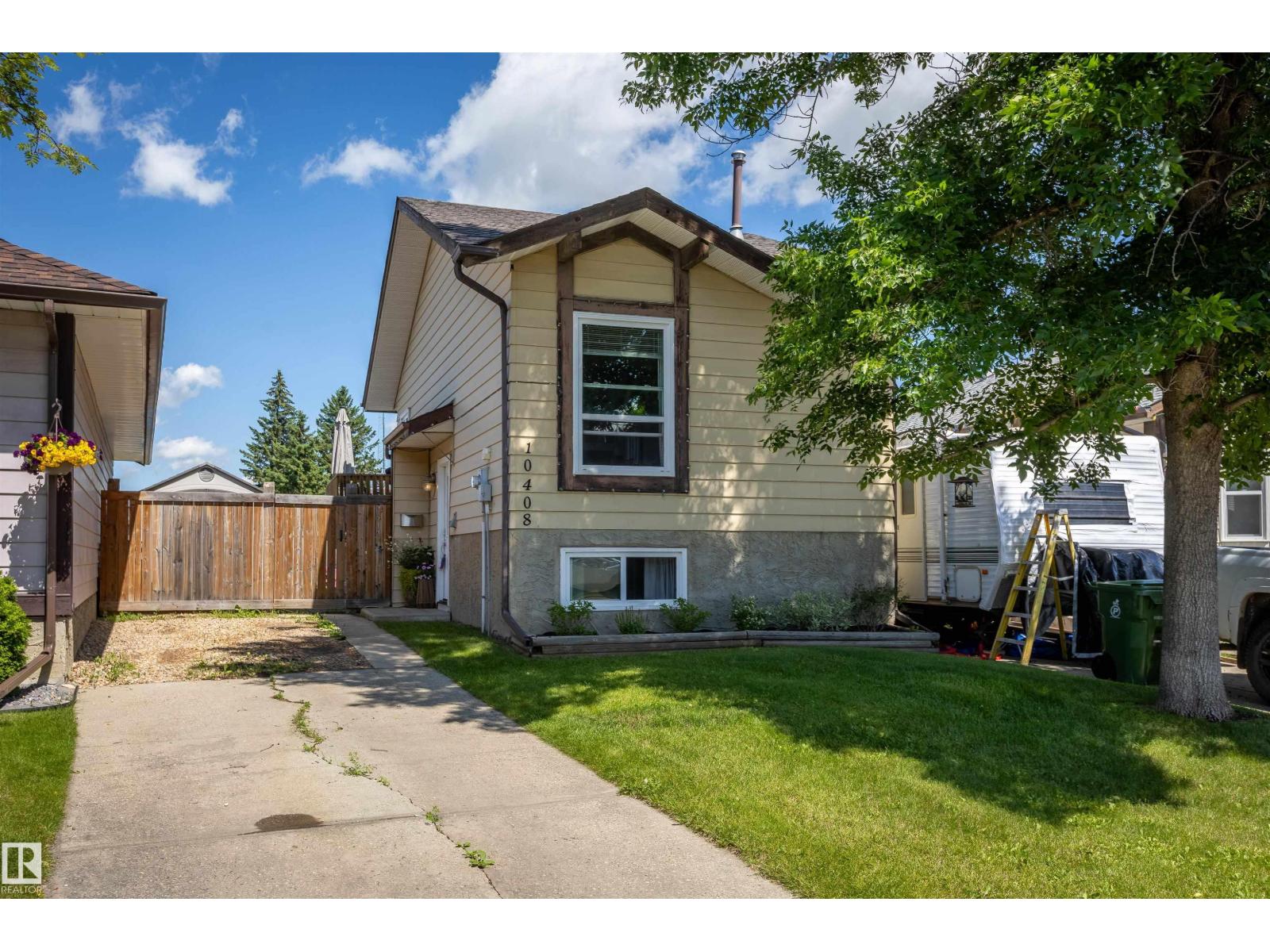10408 98 AV, Morinville