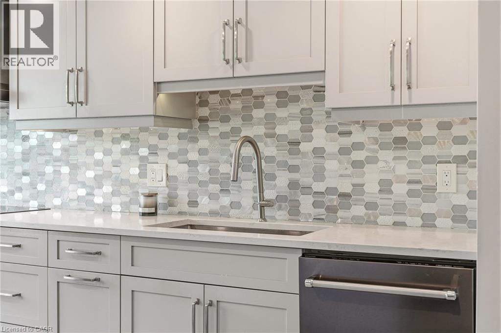 2121 Lakeshore Road Unit# 507, Burlington, Ontario  L7R 1C9 - Photo 14 - 40846407