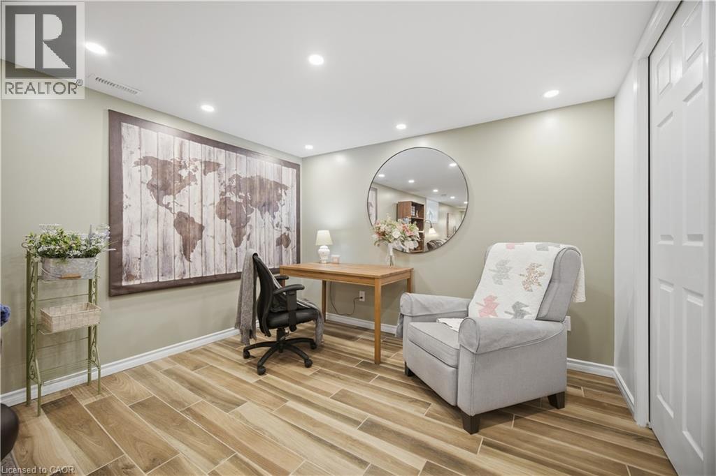 915 Governor's Road, Dundas, Ontario  L9H 5E3 - Photo 35 - 40846627