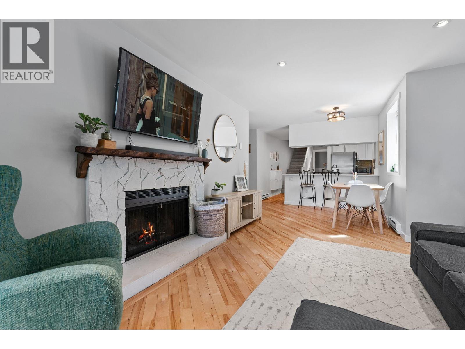 218 W 15th Avenue, Vancouver, British Columbia  V5Y 1X9 - Photo 5 - R3145439