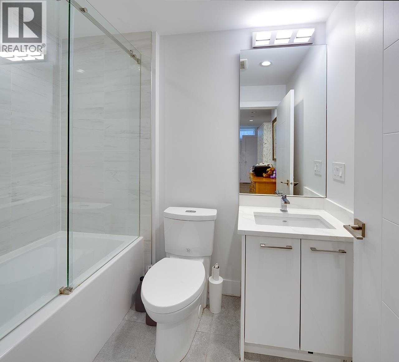 3191 E 21st Avenue, Vancouver, British Columbia  V5M 2W8 - Photo 30 - R3145427