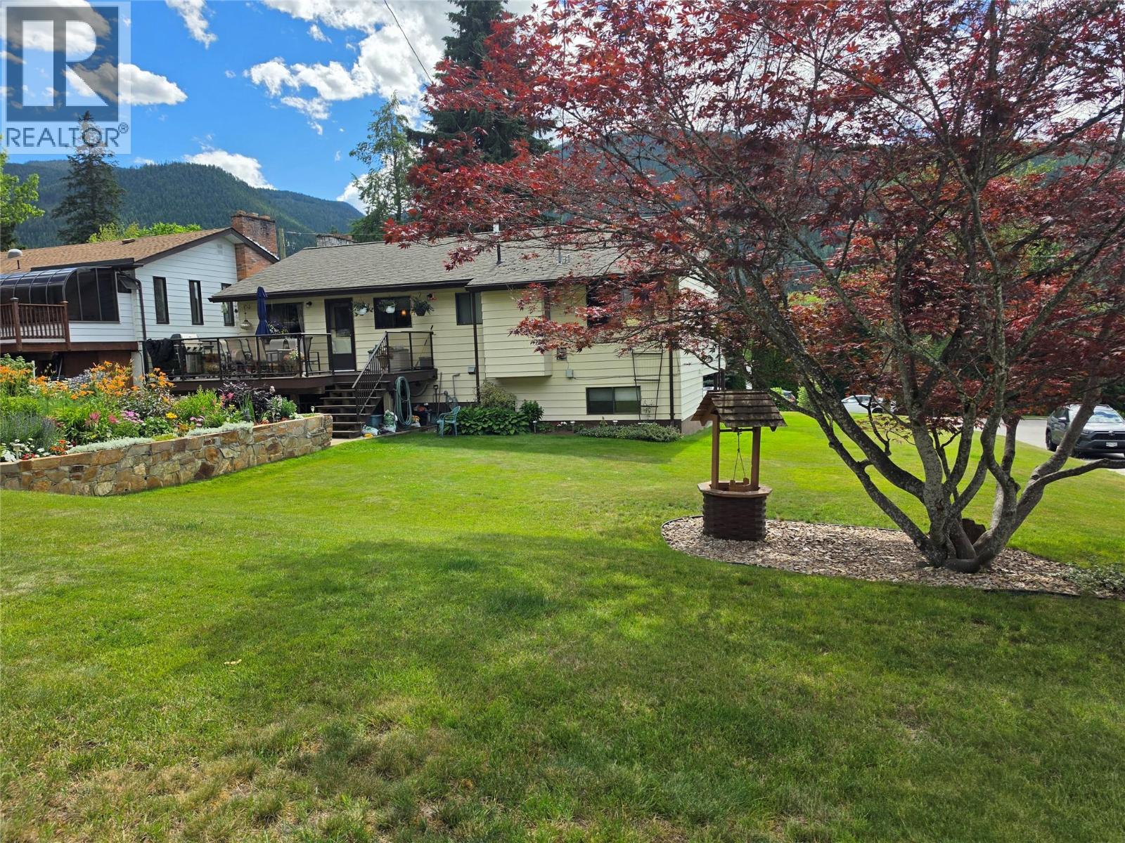 2201 Falls Street, Nelson, British Columbia V1L 1K6 - Photo 25 - 10394451