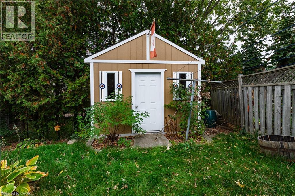 48 Windermere Court, Kitchener, Ontario  N2N 2W4 - Photo 45 - 40847591