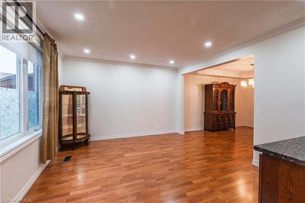 48 Windermere Court, Kitchener, Ontario  N2N 2W4 - Photo 7 - 40847591