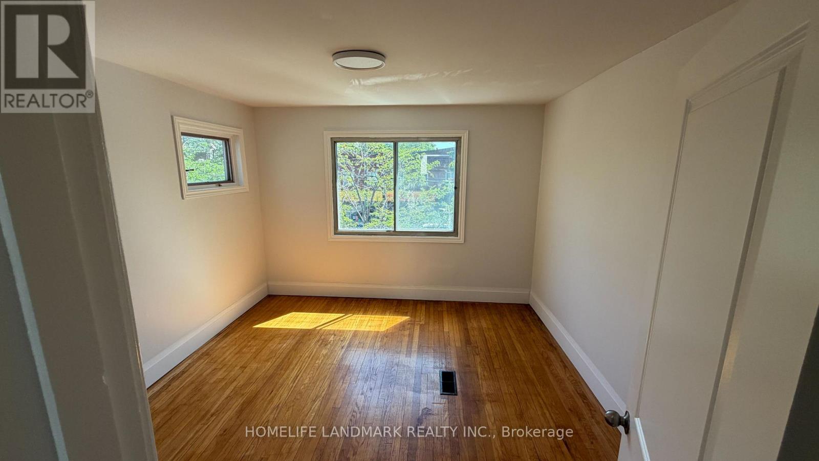 670 Mount Pleasant Road, Toronto, Ontario M4S 2N3 - Photo 12 - C13556898