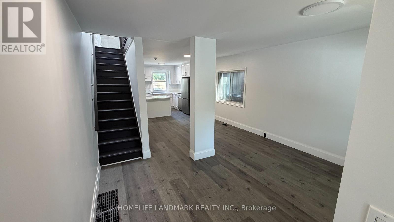 670 Mount Pleasant Road, Toronto, Ontario M4S 2N3 - Photo 2 - C13556898