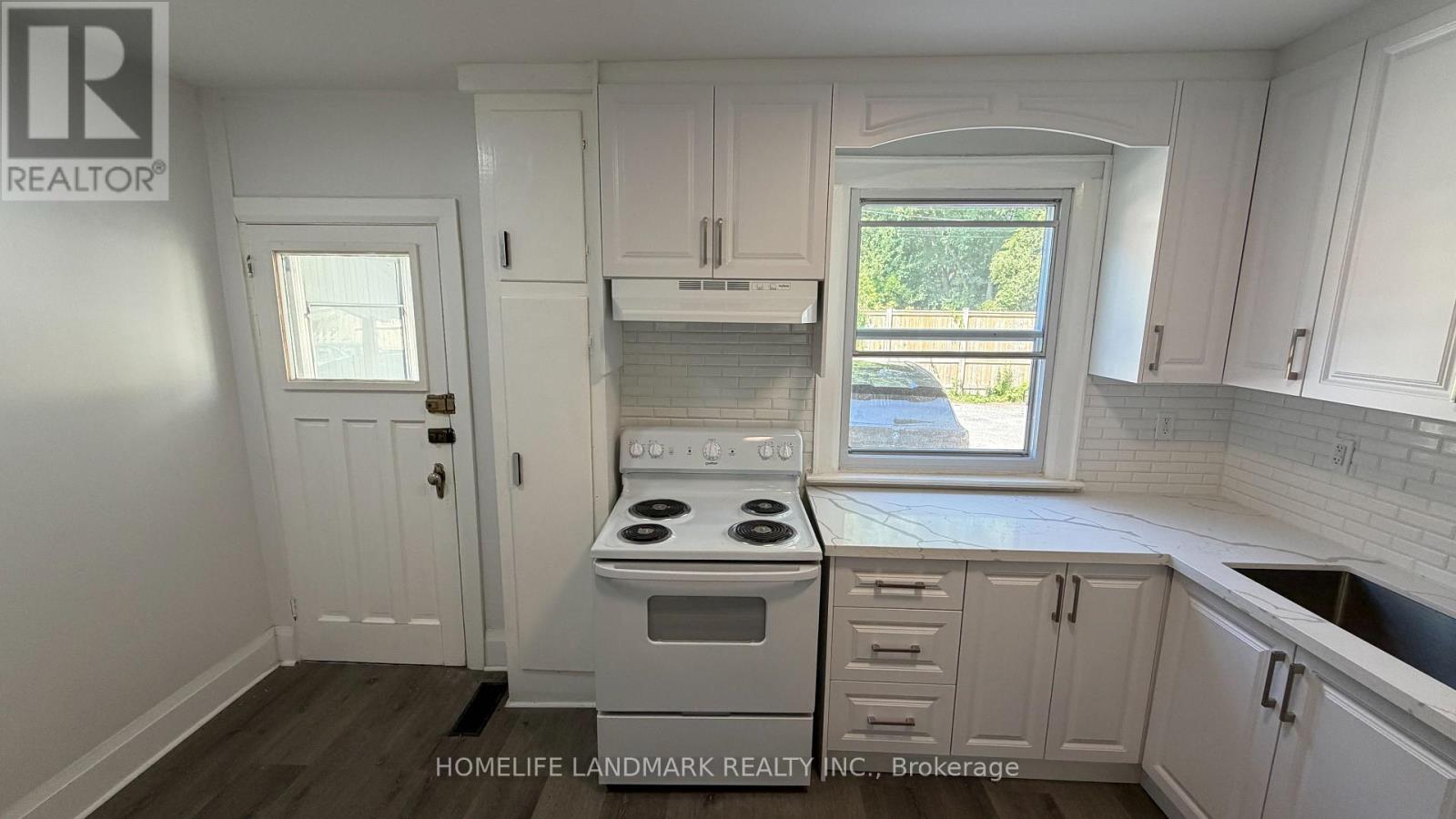 670 Mount Pleasant Road, Toronto, Ontario M4S 2N3 - Photo 5 - C13556898