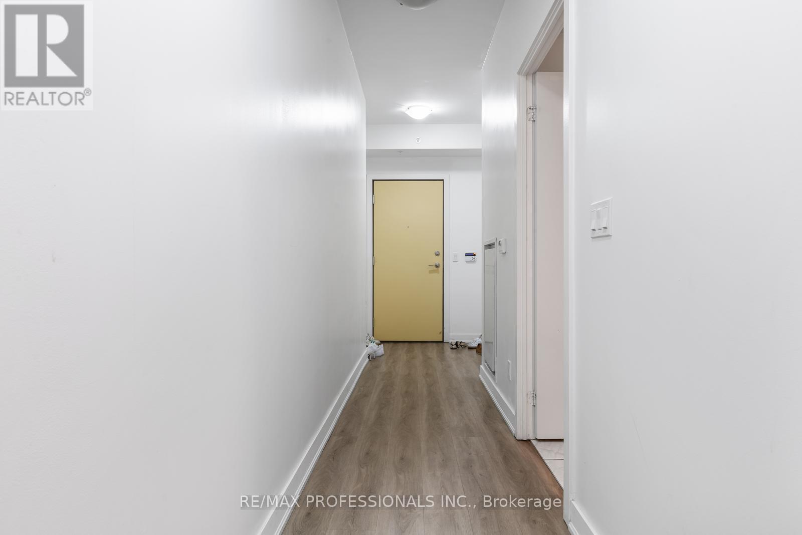 325 - 30 Nelson Street, Toronto, Ontario  M5V 0H5 - Photo 2 - C13556908
