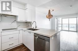 2009 - 18 Harrison Garden Boulevard, Toronto, Ontario  M2N 0C1 - Photo 5 - C13556952