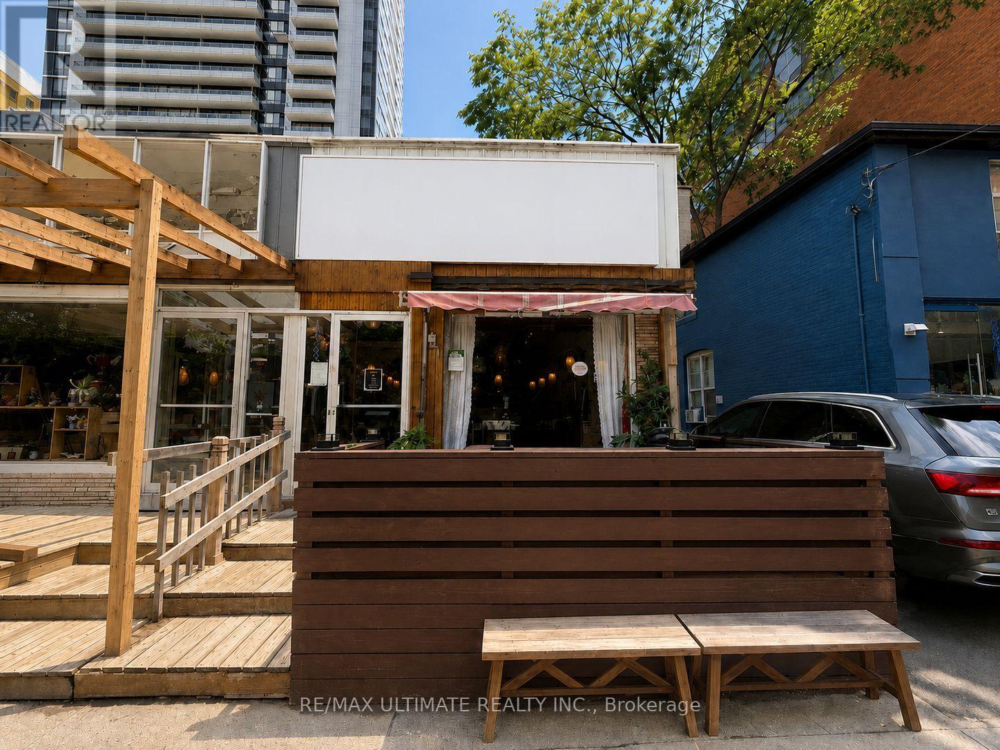 5374 Yonge Street, Toronto, Ontario  M2N 5R5 - Photo 1 - C13556996