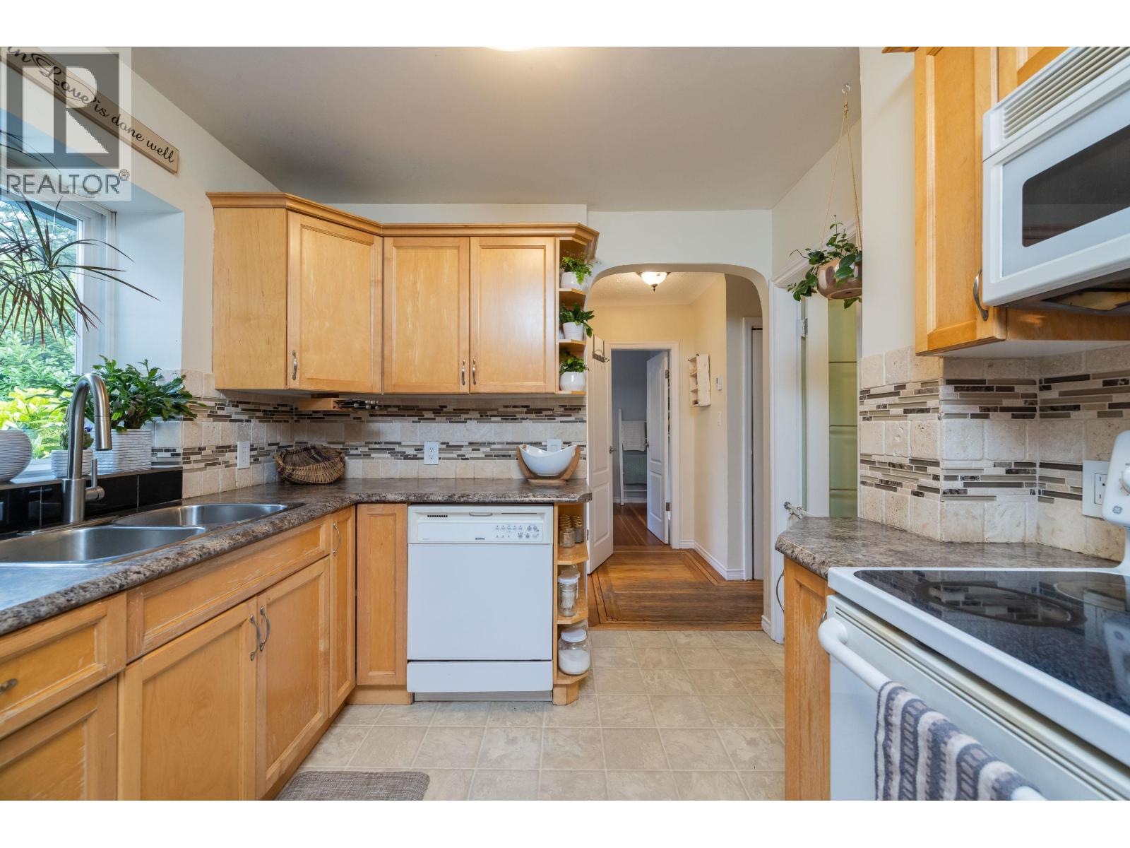 20747 113th Avenue, Maple Ridge, British Columbia  V2X 1E8 - Photo 12 - R3144328
