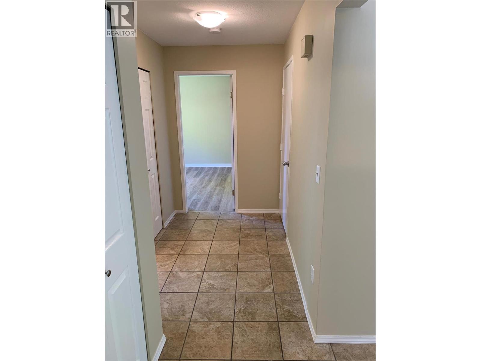 1425 Highland Drive S, Kelowna, British Columbia  V1Y 3W3 - Photo 19 - 10394058