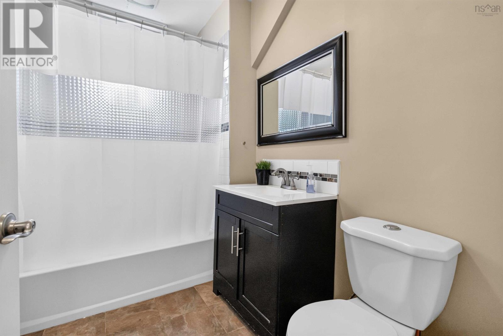211 Marvin Street, Dartmouth, Nova Scotia  B2Y 2L9 - Photo 22 - 202617344