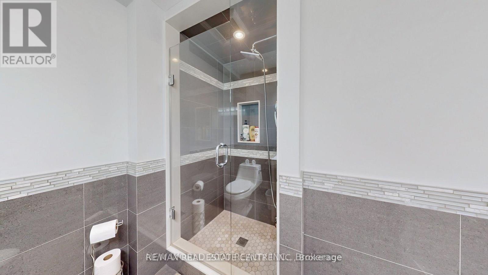 10 Suburban Drive W, Mississauga, Ontario L5N 1G5 - Photo 20 - W13556906