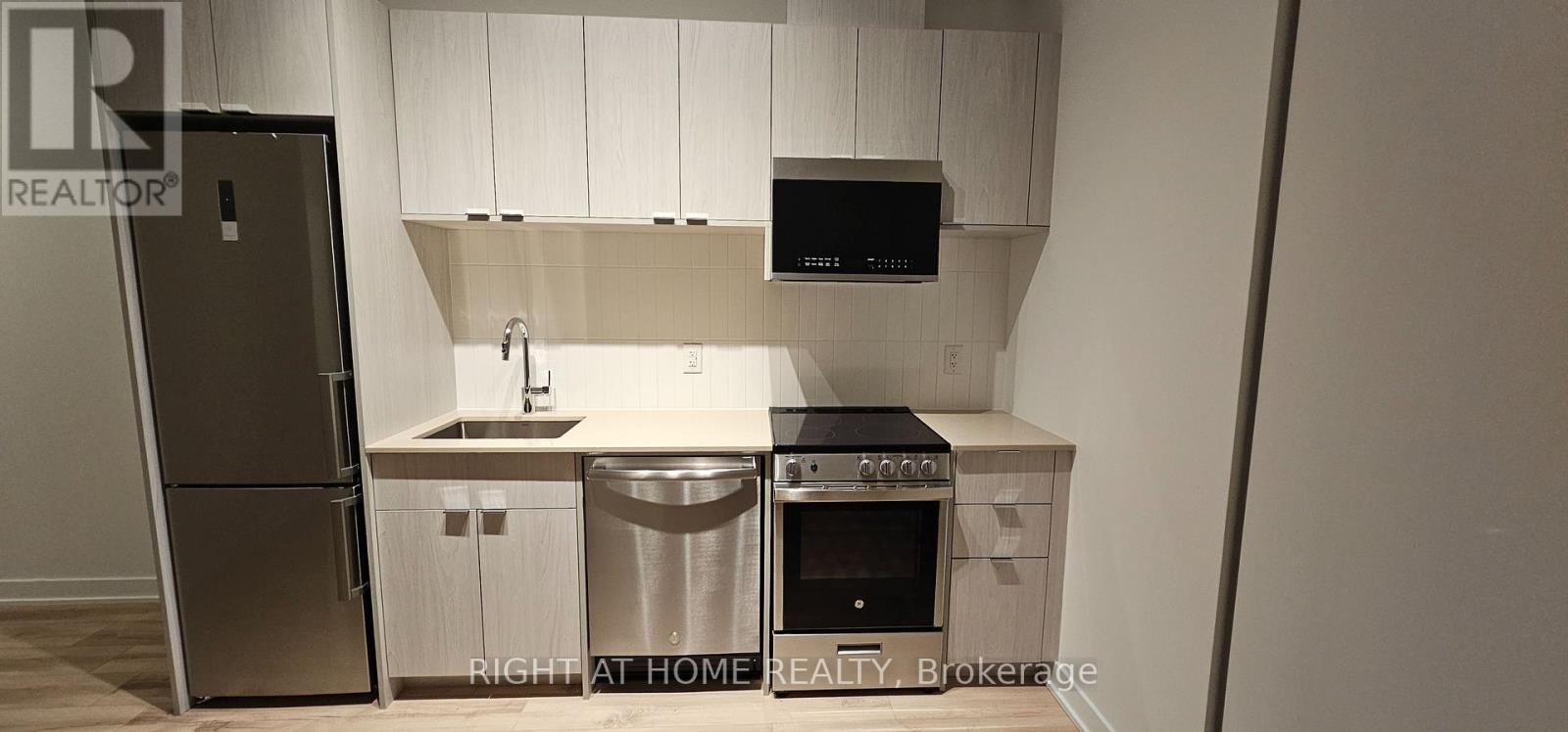 418 - 1660 Bloor Street W, Toronto, Ontario  M6P 0C6 - Photo 16 - W13557008