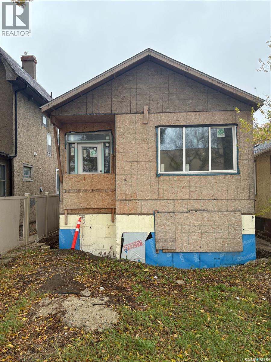 3231 Dewdney AVENUE, Regina