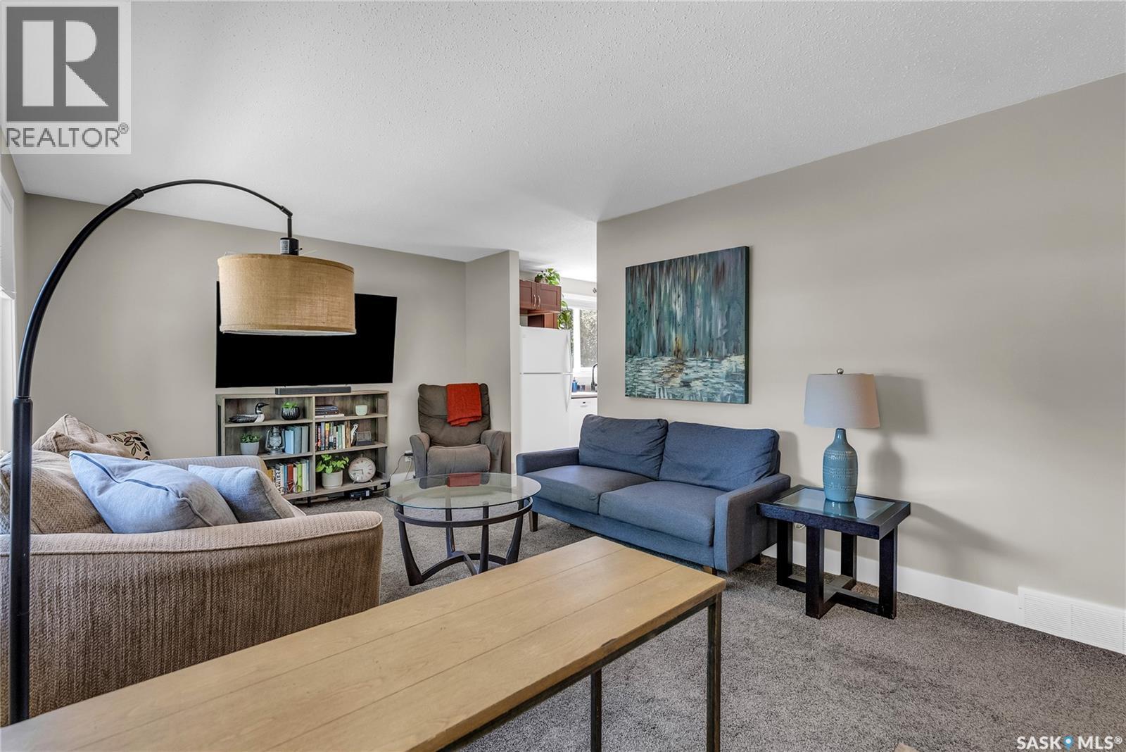 1037 Matheson Drive, Saskatoon, Saskatchewan  S7L 3Y9 - Photo 4 - SK042400