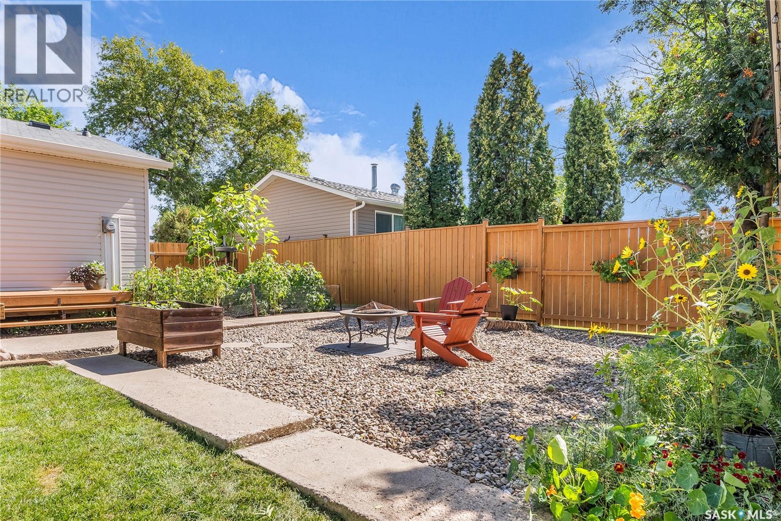 1037 Matheson Drive, Saskatoon, Saskatchewan  S7L 3Y9 - Photo 48 - SK042400