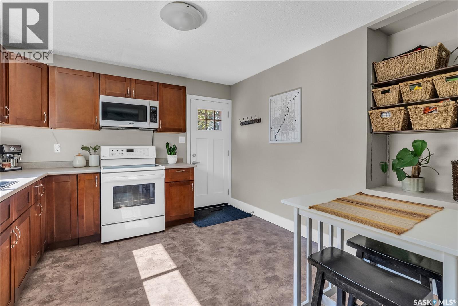1037 Matheson Drive, Saskatoon, Saskatchewan  S7L 3Y9 - Photo 8 - SK042400