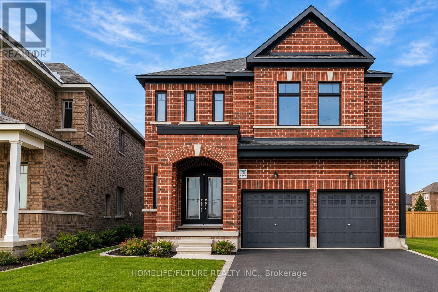 227 HERITAGE STREET, Bradford West Gwillimbury, Ontario