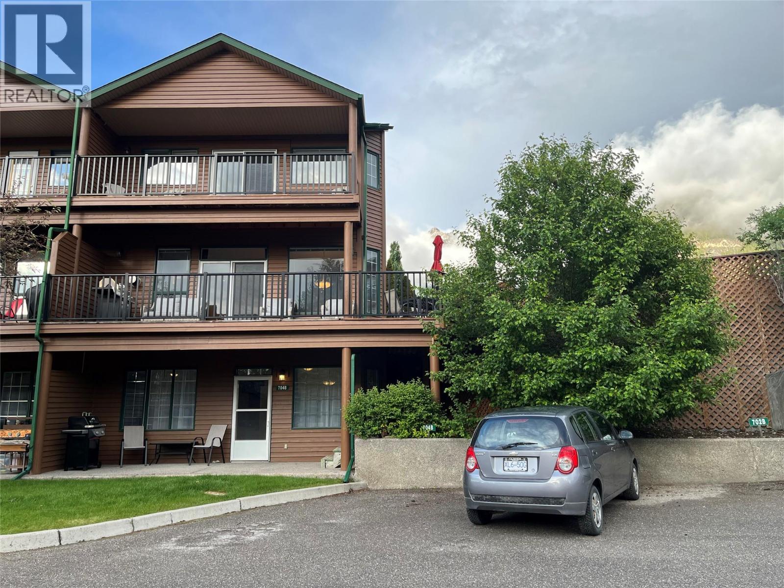 5201 Fairway Drive Unit# 704, Fairmont Hot Springs, British Columbia  V0B 1L1 - Photo 2 - 10393573
