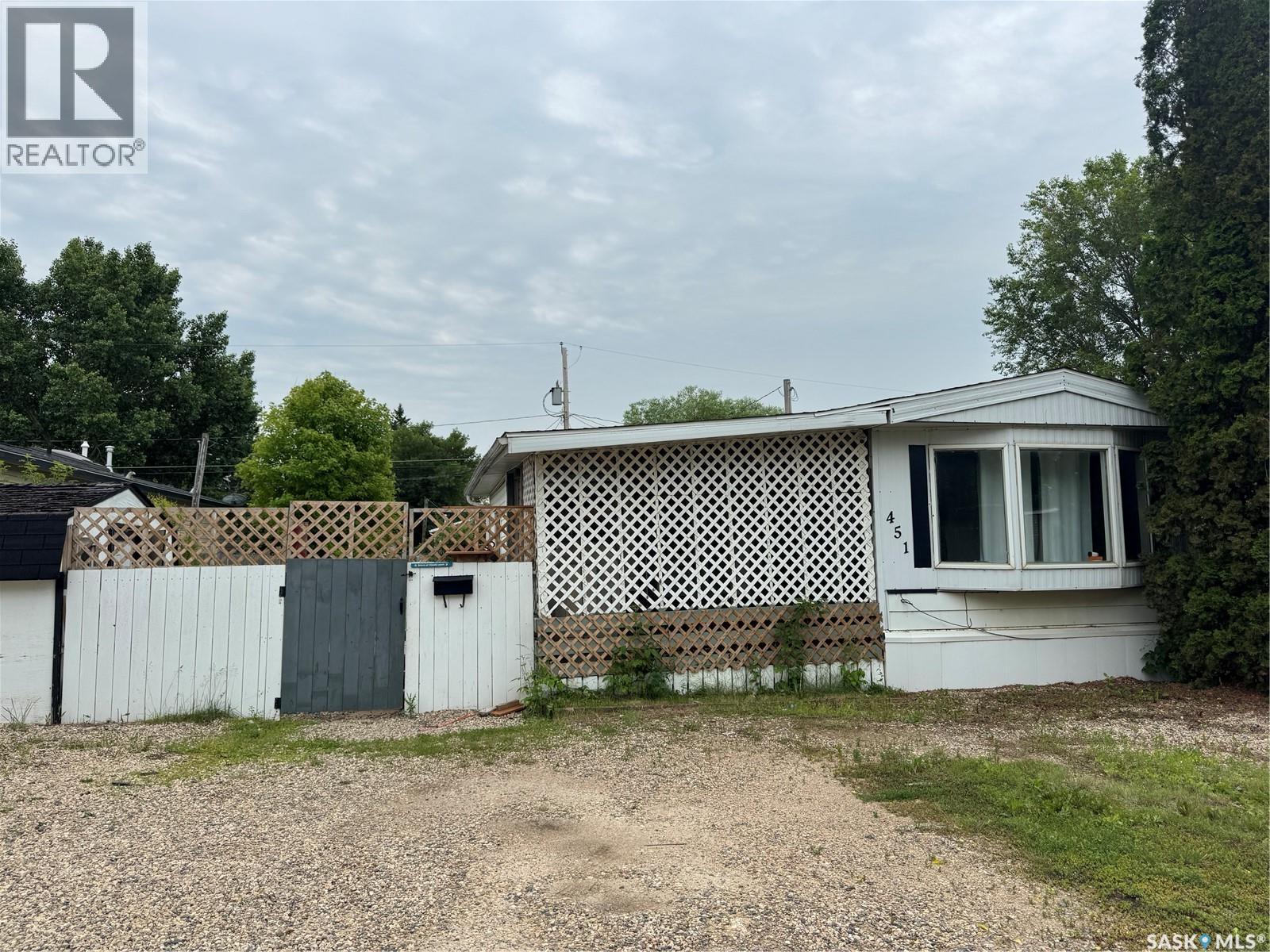 451 34th STREET, Battleford