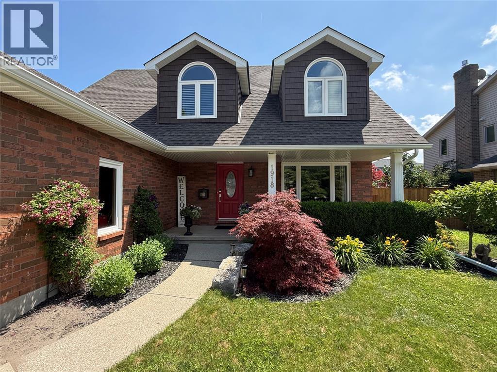 1918 Westgrove Drive, Sarnia, Ontario  N0N 1C0 - Photo 2 - 26016724