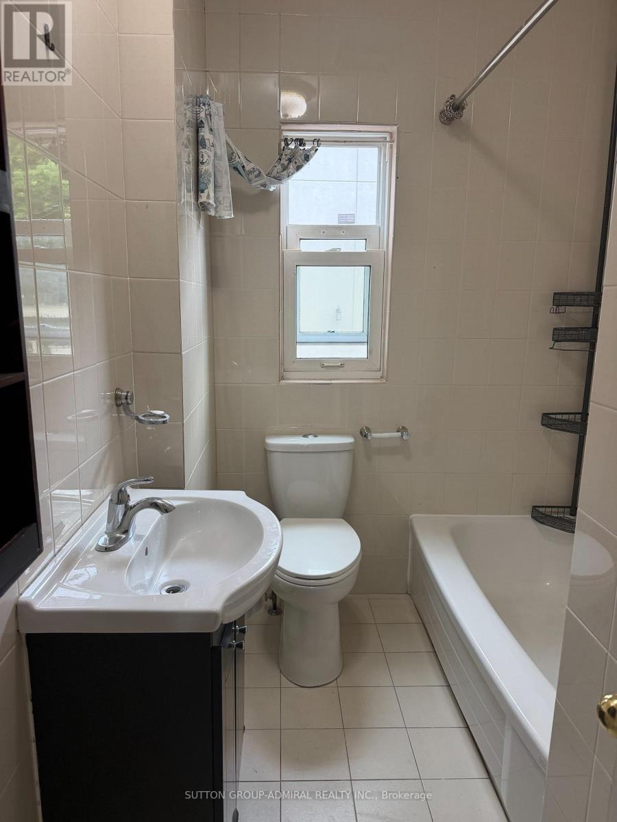 2 - 1190 Avenue Road, Toronto, Ontario  M5N 2G1 - Photo 8 - C13557068
