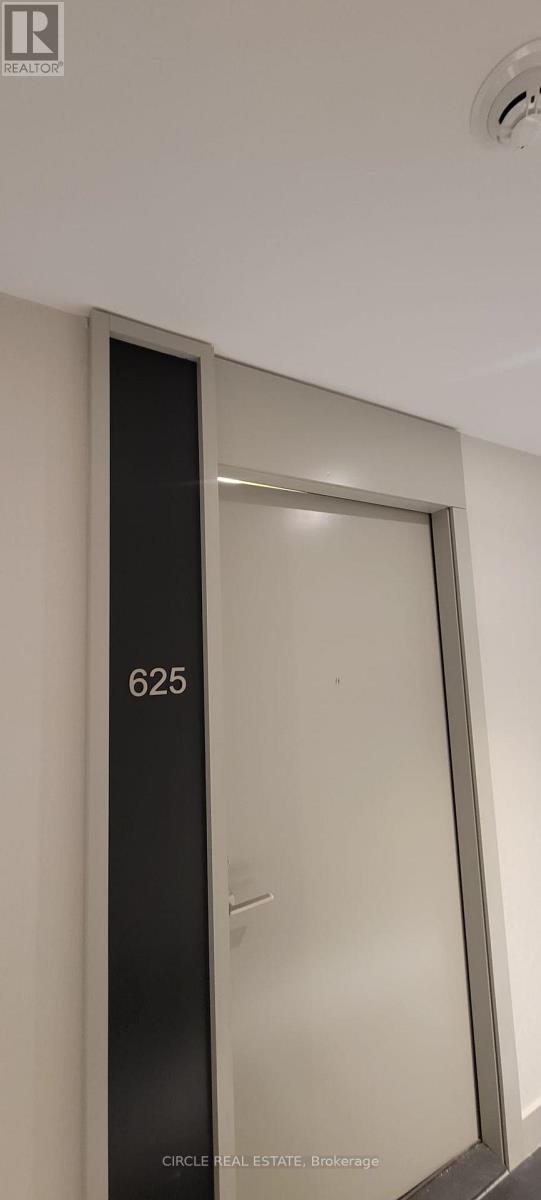 625 - 400 King Street W, Toronto, Ontario  M5V 0X8 - Photo 3 - C13557108