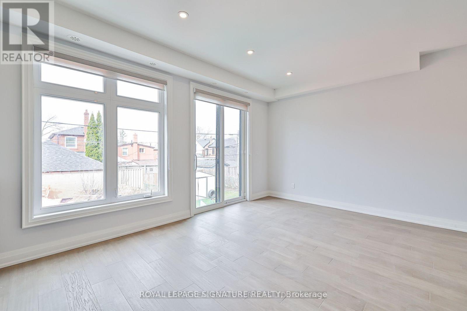 Main - 60 Belvidere Avenue, Toronto, Ontario  M6C 1P6 - Photo 8 - C13557128